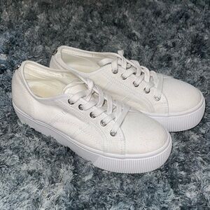 Steve Madden Emmi platform shoes size 8